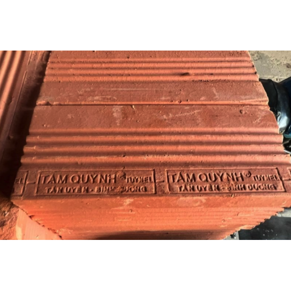 Gạch Tuynel Tám Quỳnh